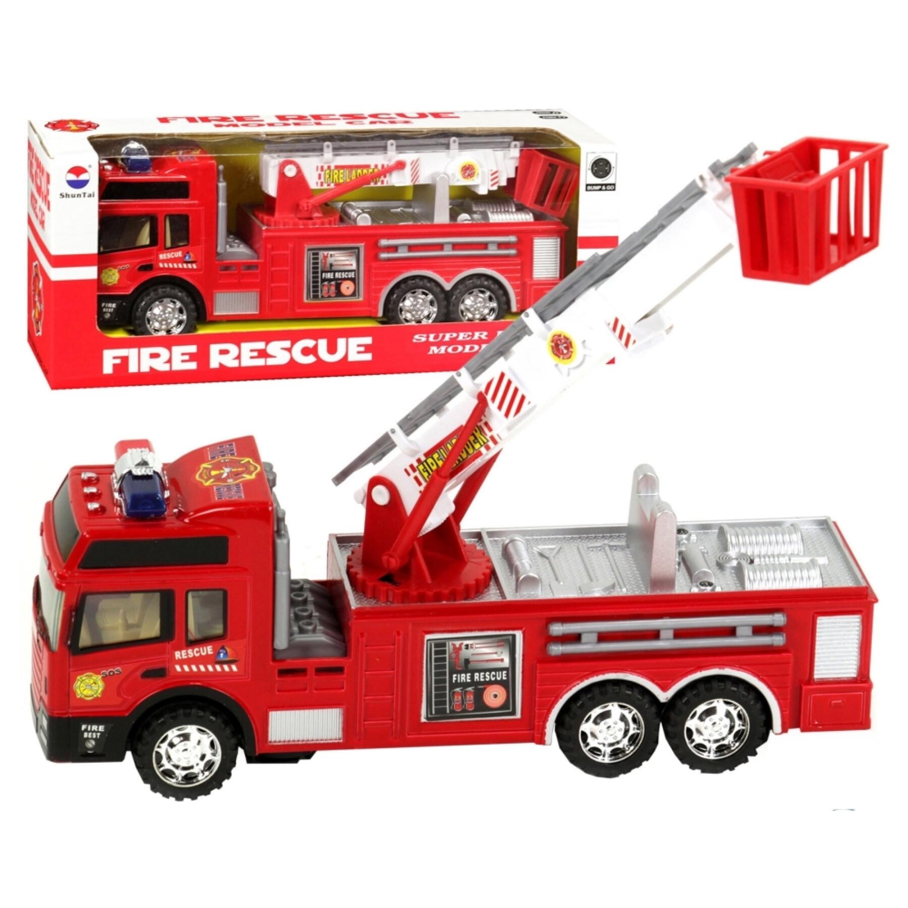 Il camion dei pompieri salva gli ostacoli Fantastiko